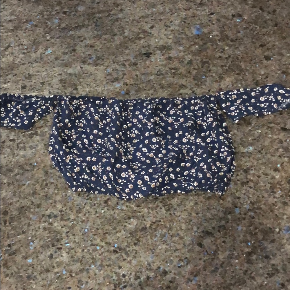 Brandy Melville top